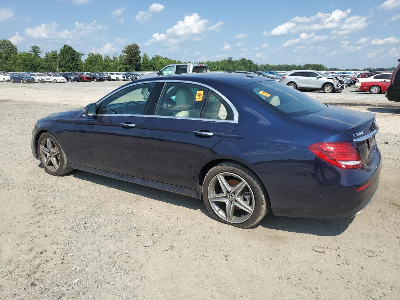 WDDZF4JB2KA563616 2019 MERCEDES-BENZ E CLASS - Image 2