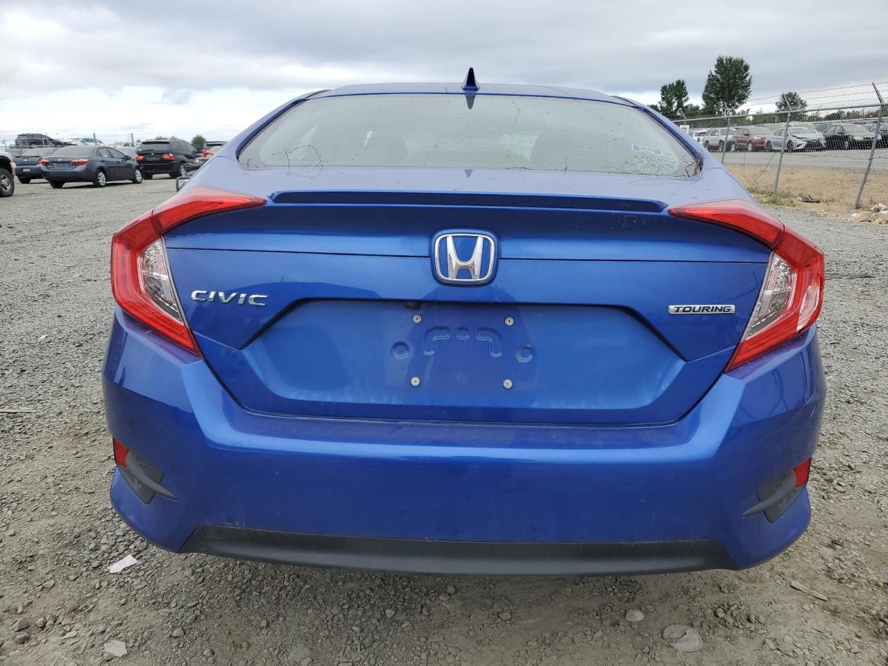 JHMFC1F94JX015041 2018 Honda Civic Touring