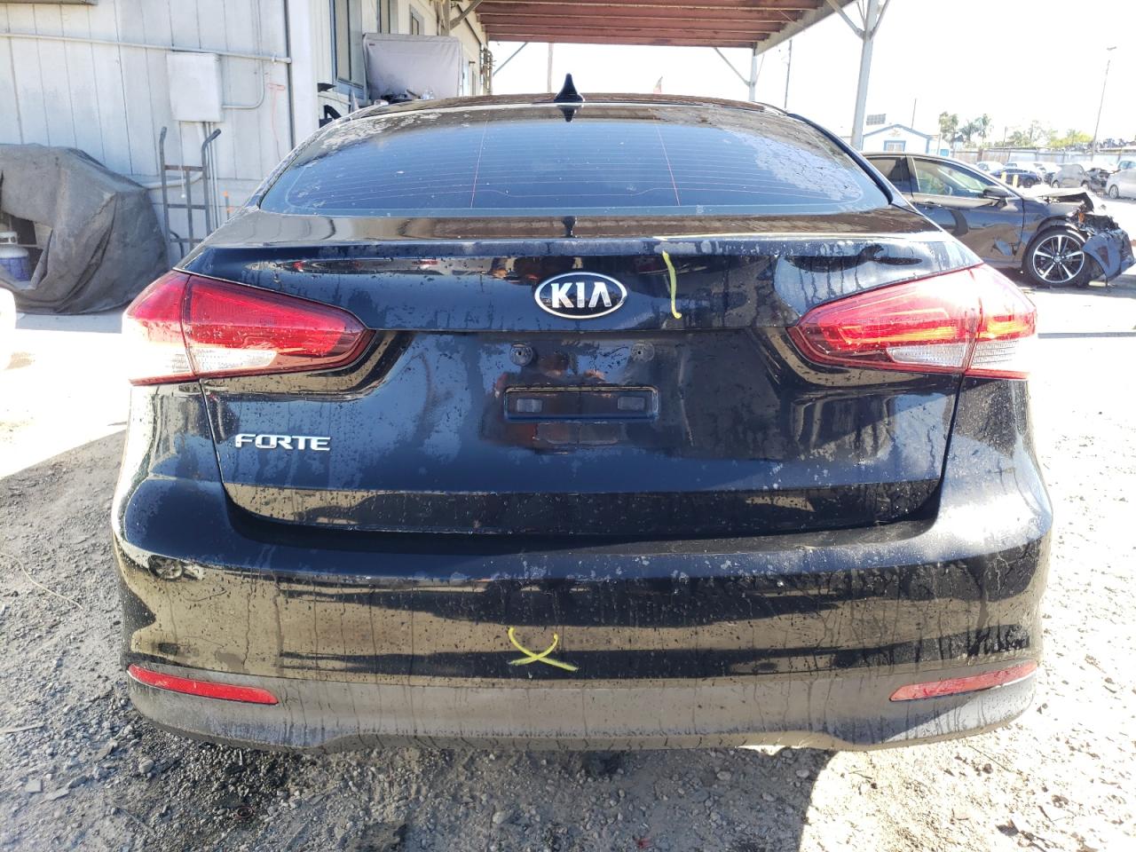 3KPFK4A78HE139951 2017 Kia Forte Lx