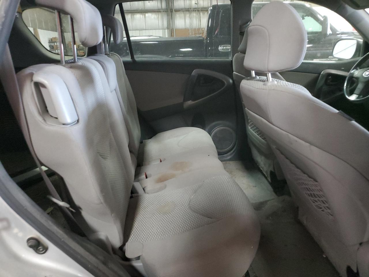 2008 Toyota Rav4 Limited VIN: JTMBD31V385127574 Lot: 68230844