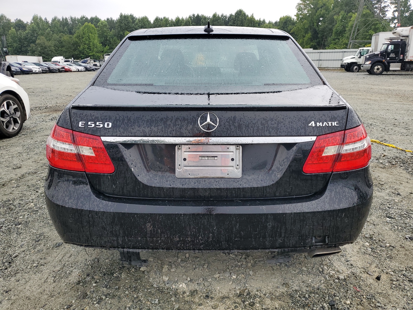 WDDHF9AB8BA299486 2011 Mercedes-Benz E 550 4Matic