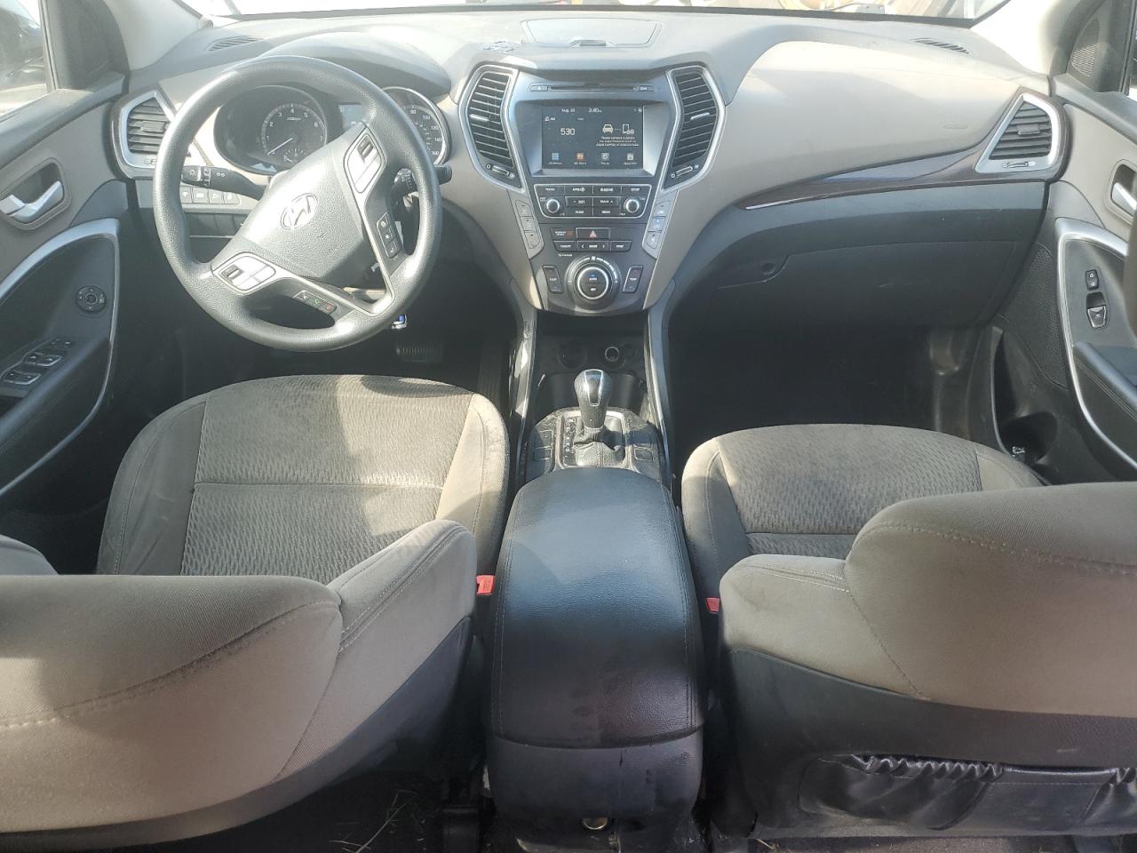 KM8SMDHF0HU209896 2017 Hyundai Santa Fe Se