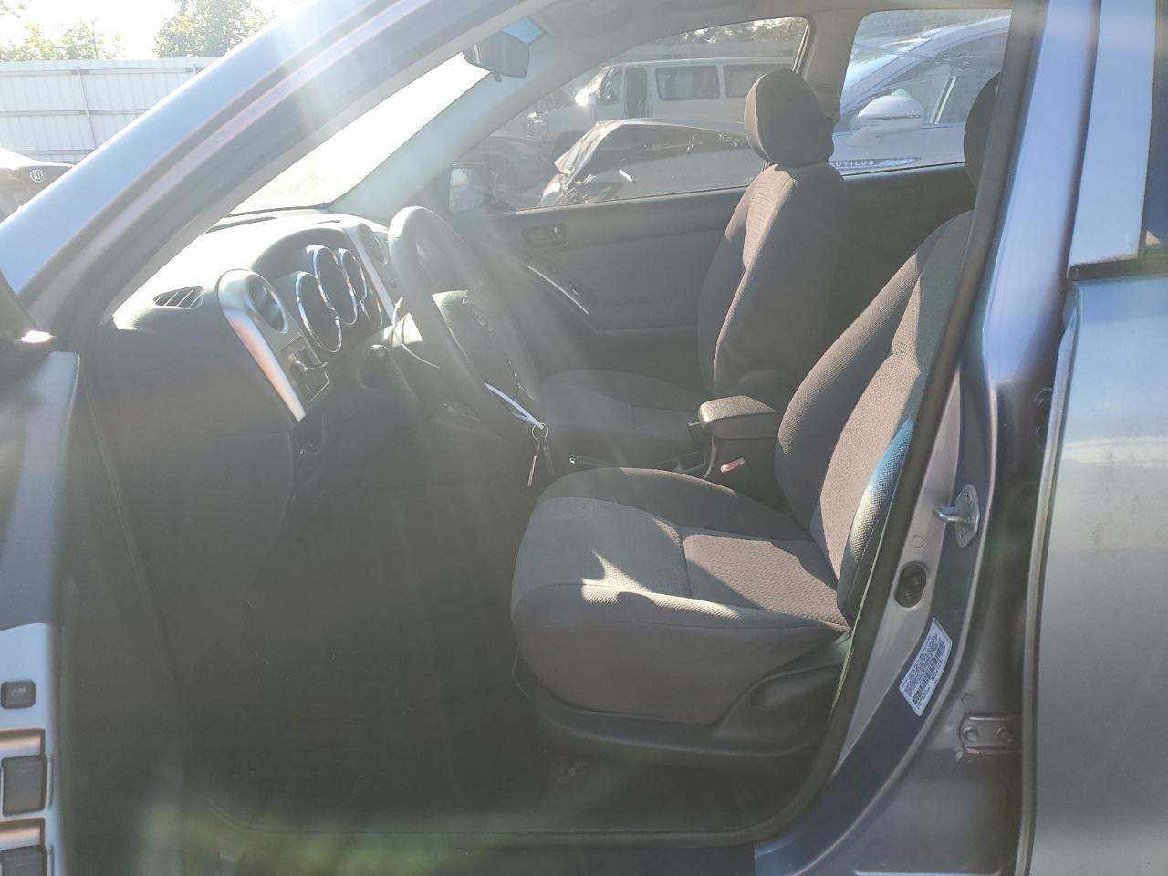 2003 Toyota Corolla Matrix Xr VIN: 2T1KR32E23C039630 Lot: 67182584