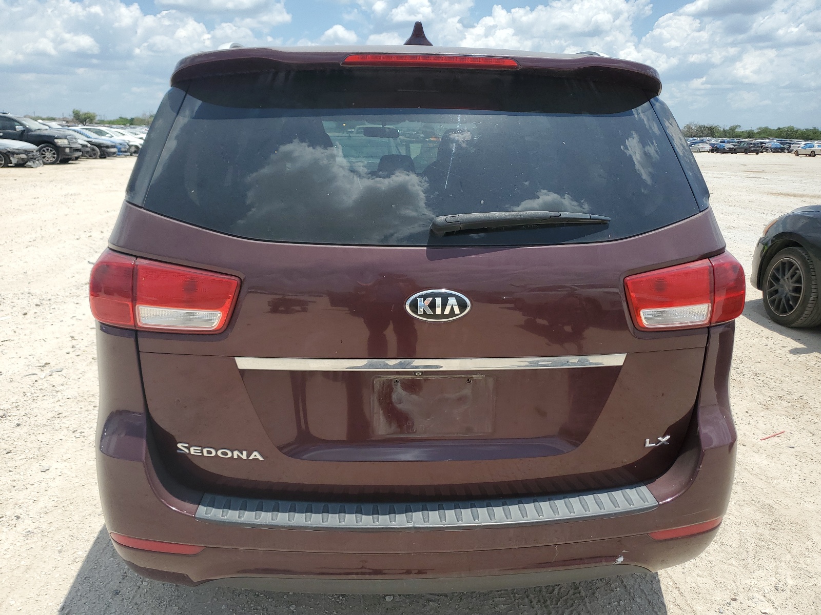 KNDMB5C18F6070025 2015 Kia Sedona Lx