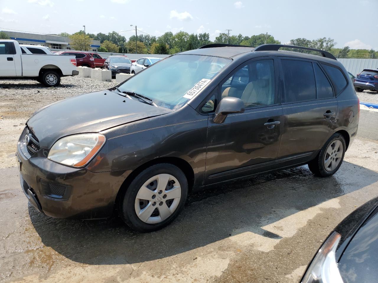 2009 Kia Rondo - Image 1