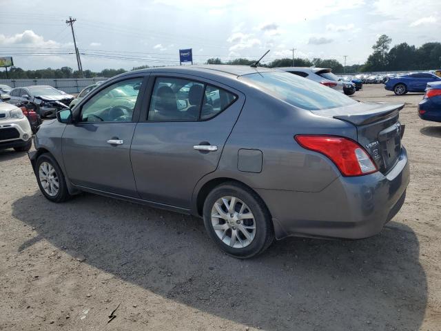  NISSAN VERSA 2018 Серый