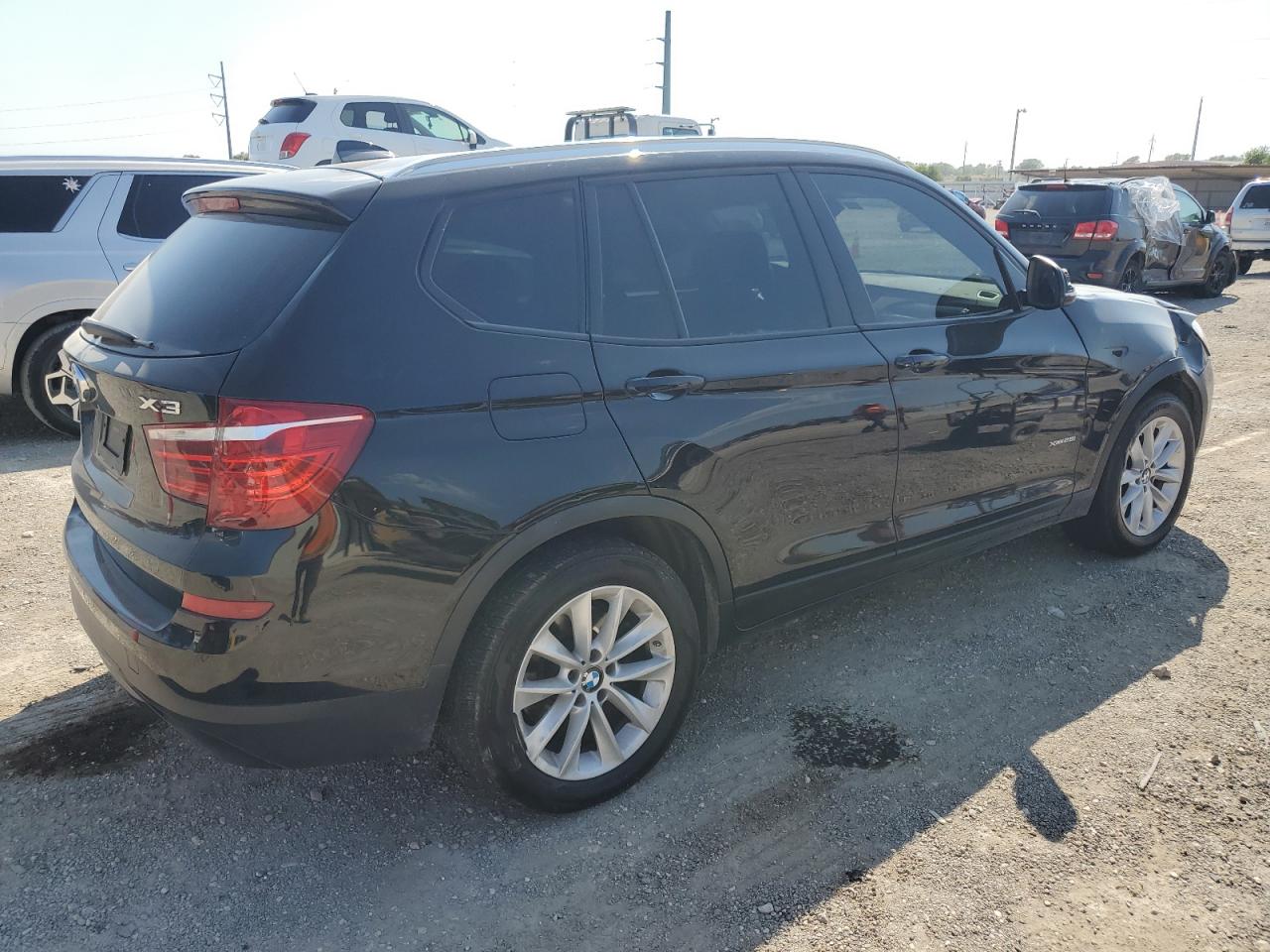 VIN 5UXWX9C30H0T24995 2017 BMW X3 no.3