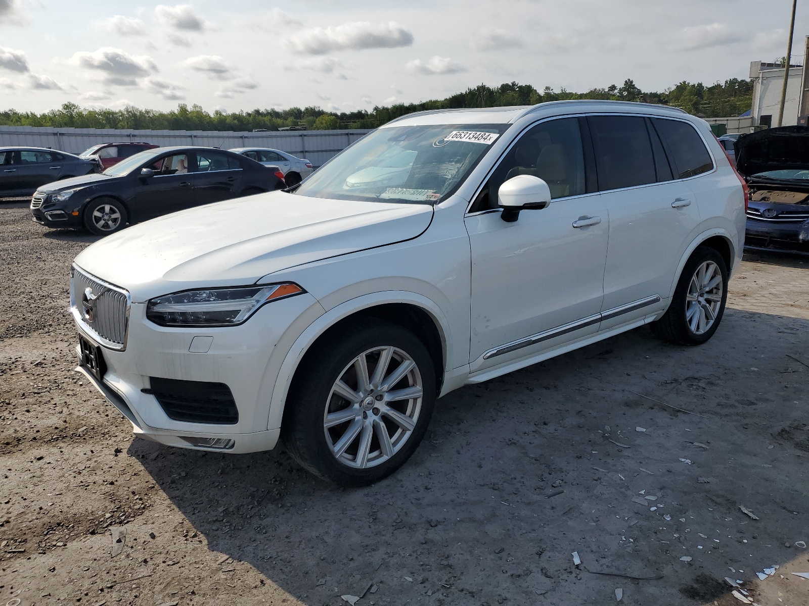 2016 Volvo Xc90 T6 vin: YV4A22PL9G1022655