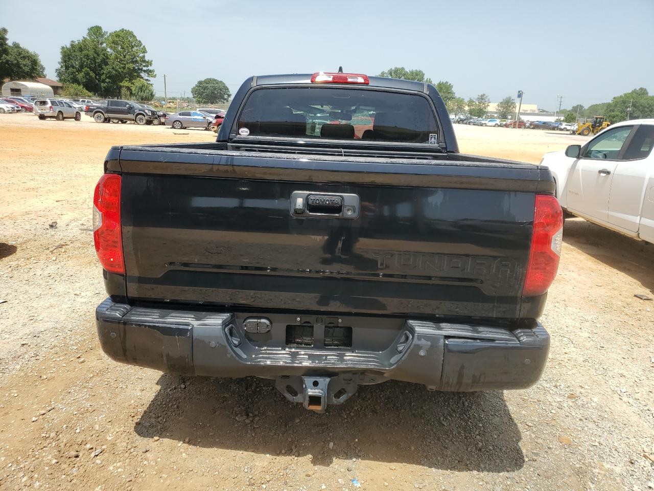 2020 Toyota Tundra Crewmax Limited VIN: 5TFHY5F18LX888744 Lot: 65260944