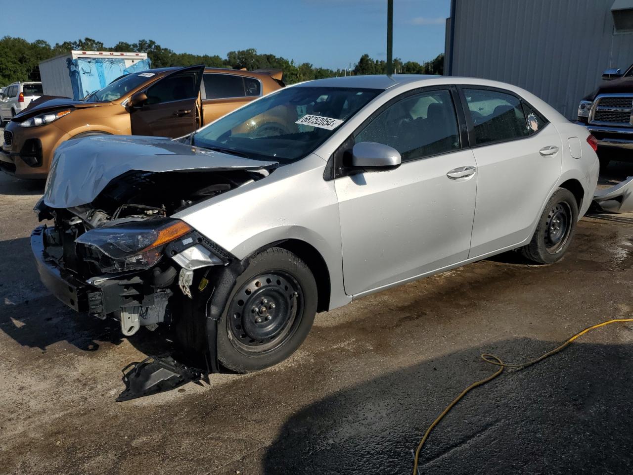 2017 Toyota Corolla L VIN: 2T1BURHE0HC840458 Lot: 68752054