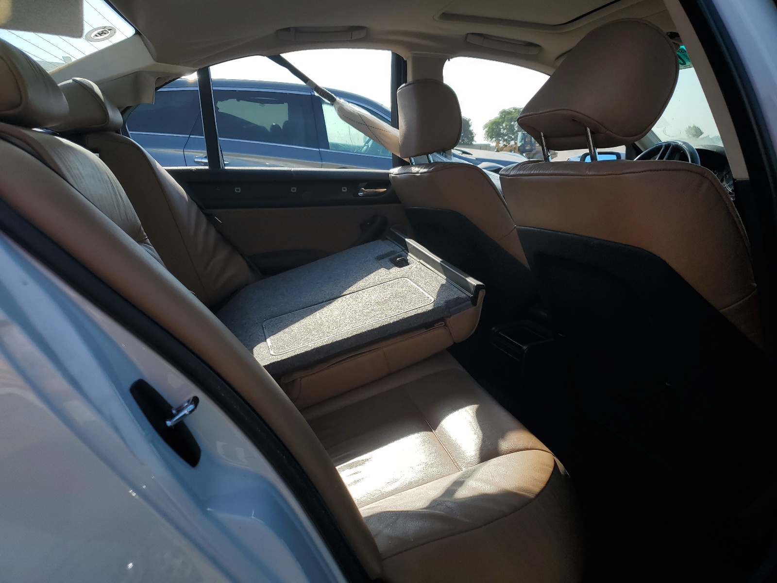 WBAET37482NJ21756 2002 BMW 325 I