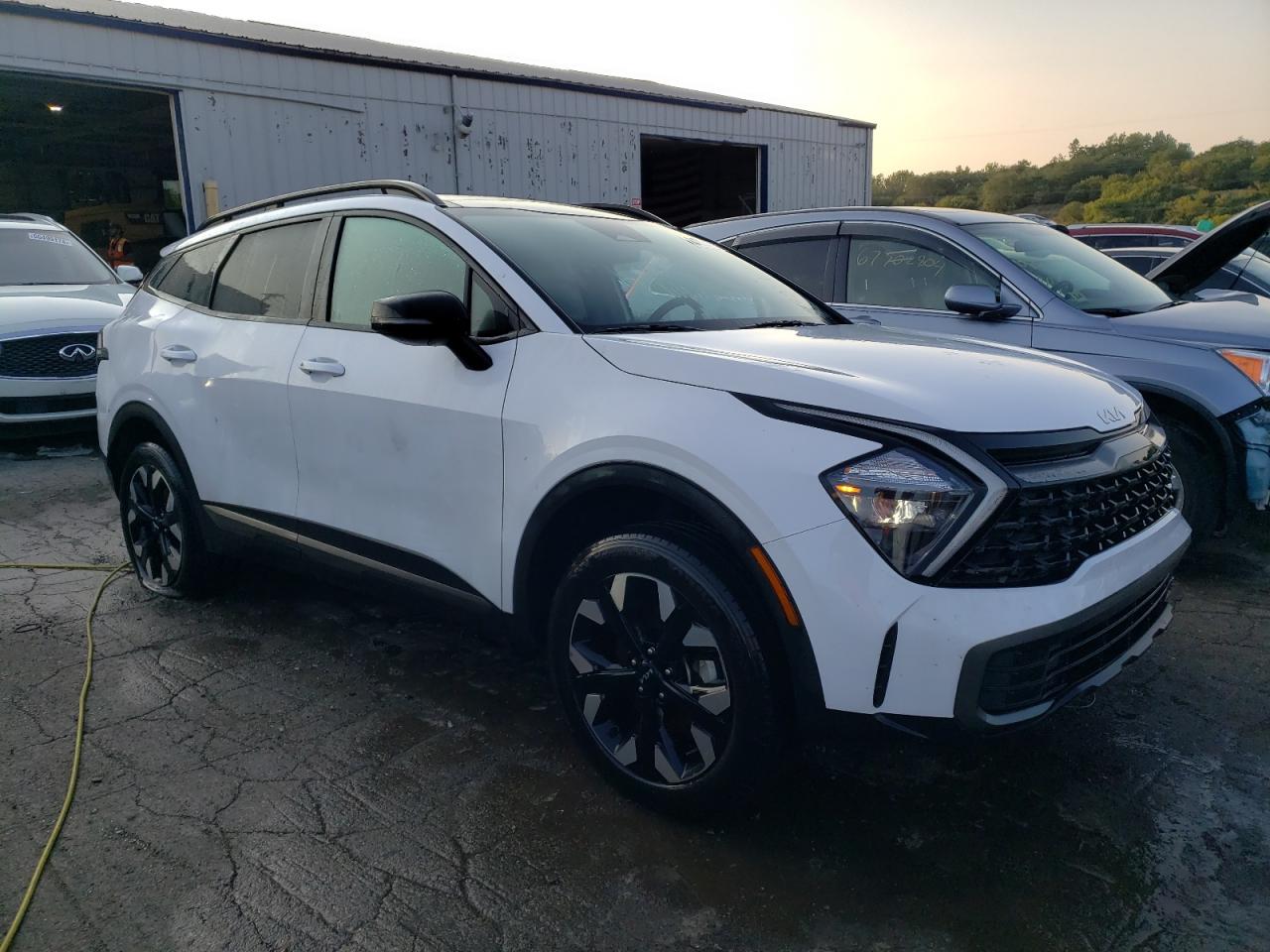 2023 Kia Sportage - Image 4