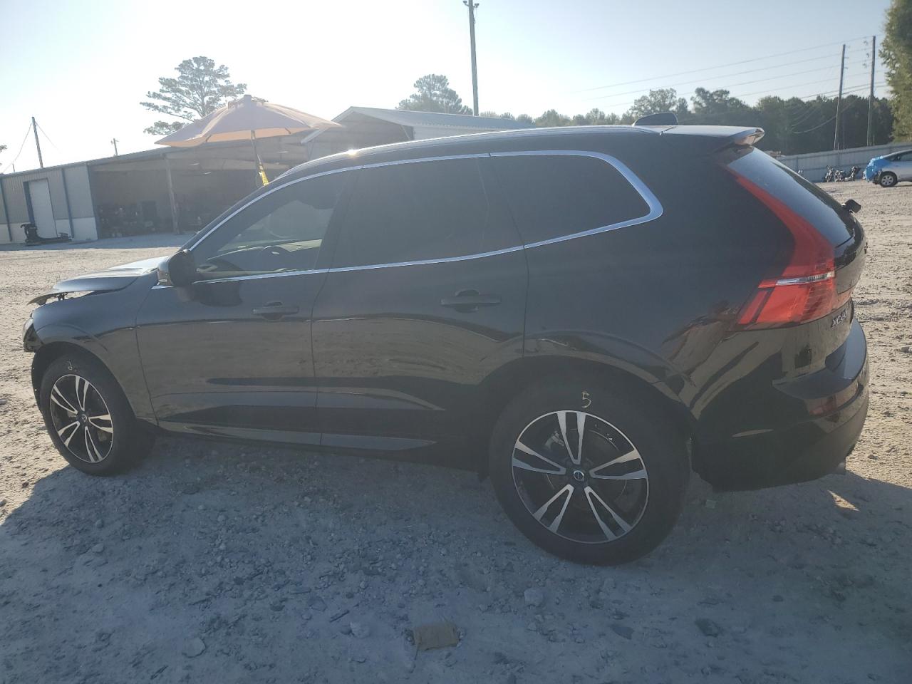 YV4102DKXM1855006 2021 VOLVO XC60 - Image 2