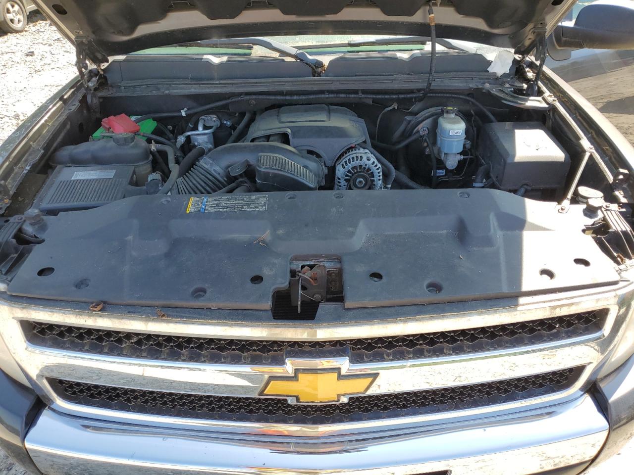 1GCSKSE35AZ188898 2010 Chevrolet Silverado K1500 Lt