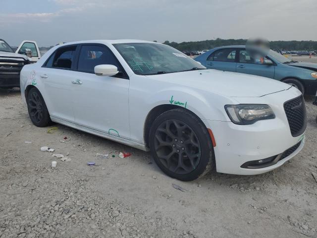 Sedans CHRYSLER 300 2016 White