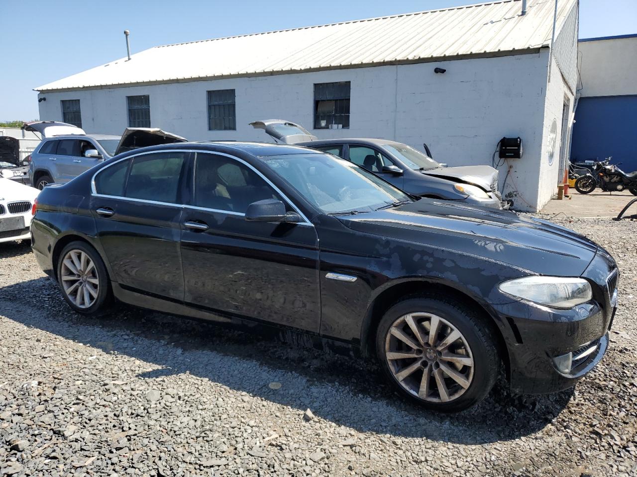 VIN WBAXH5C56DD107500 2013 BMW 5 SERIES no.4