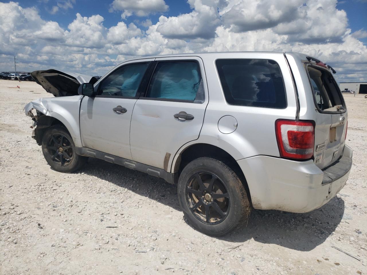 2011 Ford Escape - Image 2