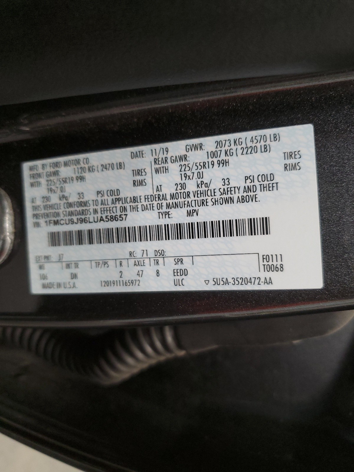 1FMCU9J96LUA58657 2020 Ford Escape Titanium