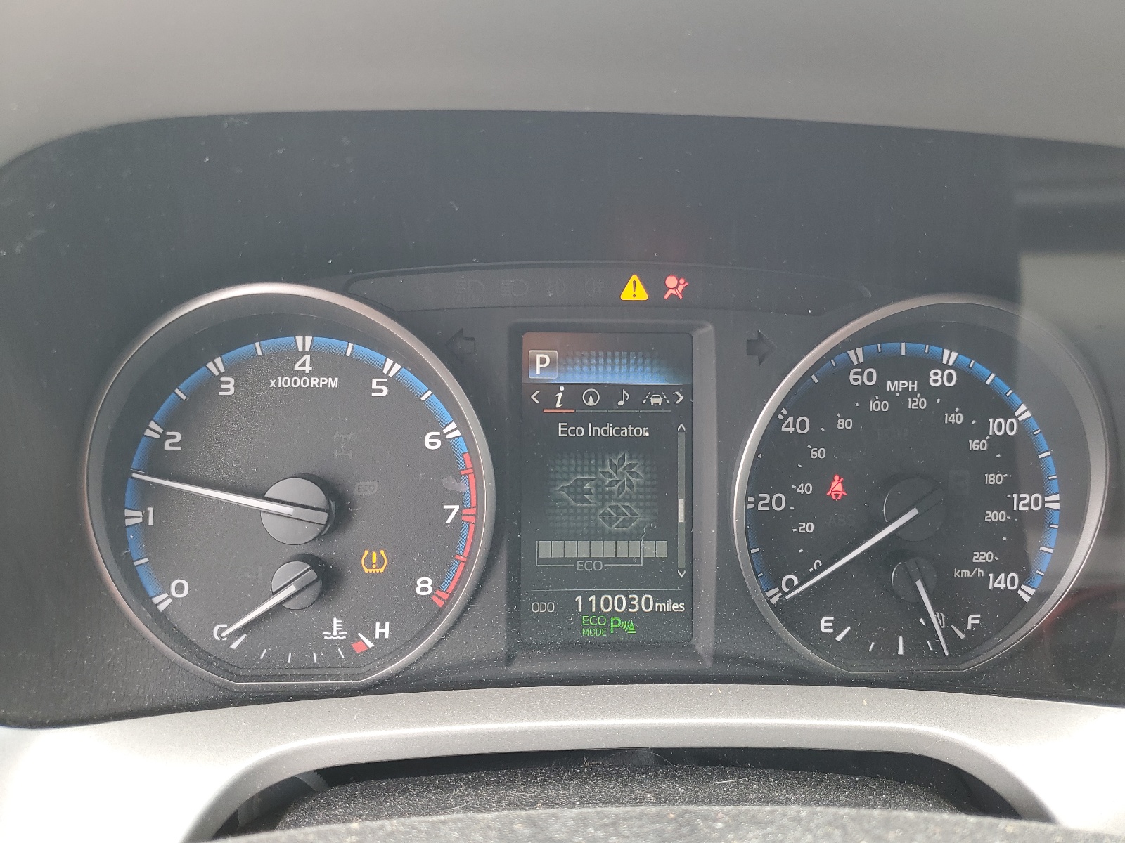 2T3WFREV5HW384656 2017 Toyota Rav4 Xle