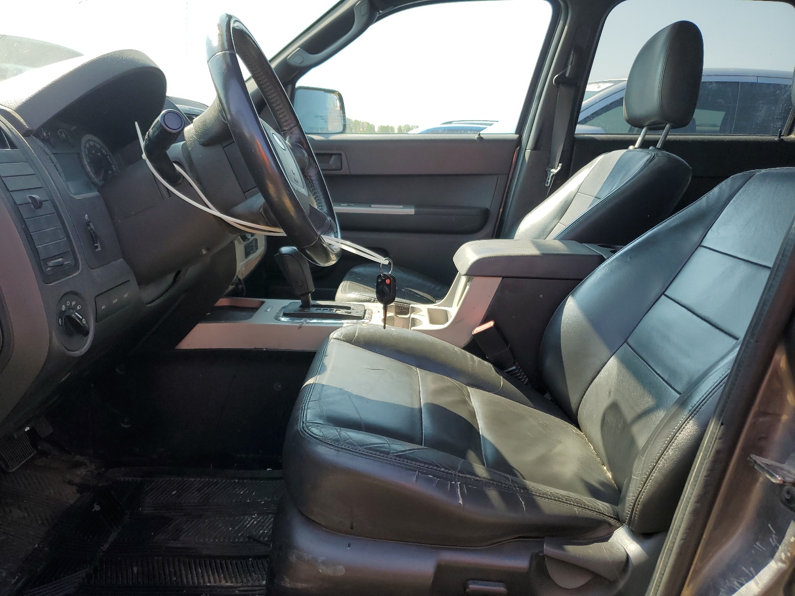 1FMCU9D74BKB55991 2011 Ford Escape Xlt