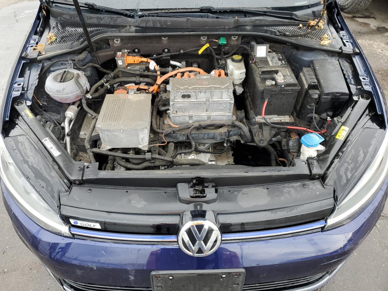 WVWKR7AU1HW950398 2017 Volkswagen E-Golf Se