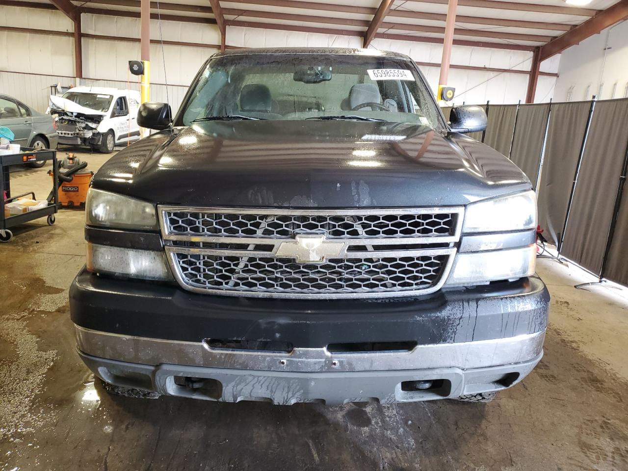 2005 Chevrolet Silverado - Image 5