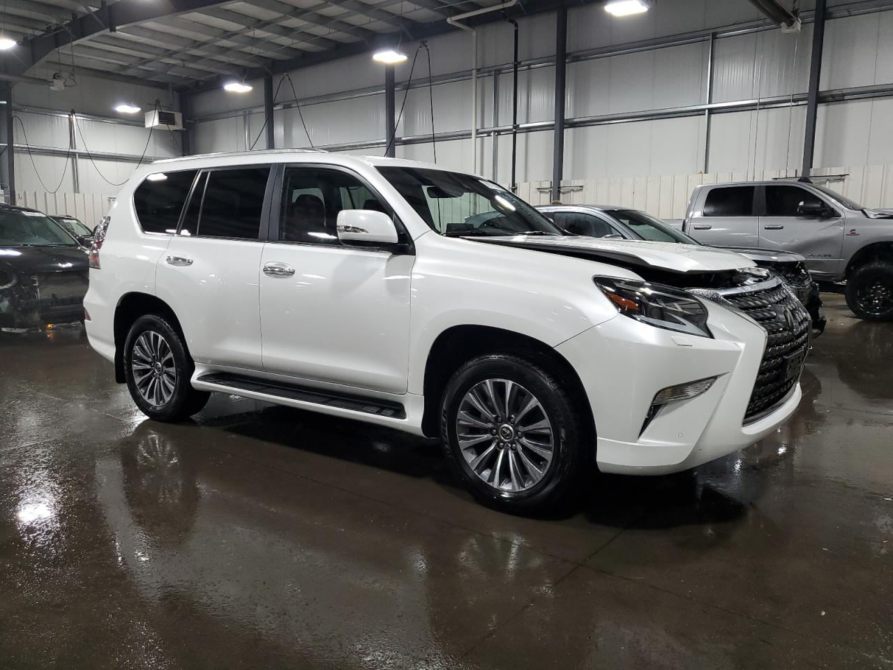 VIN JTJGM7BX5N5313672 2022 LEXUS GX no.4