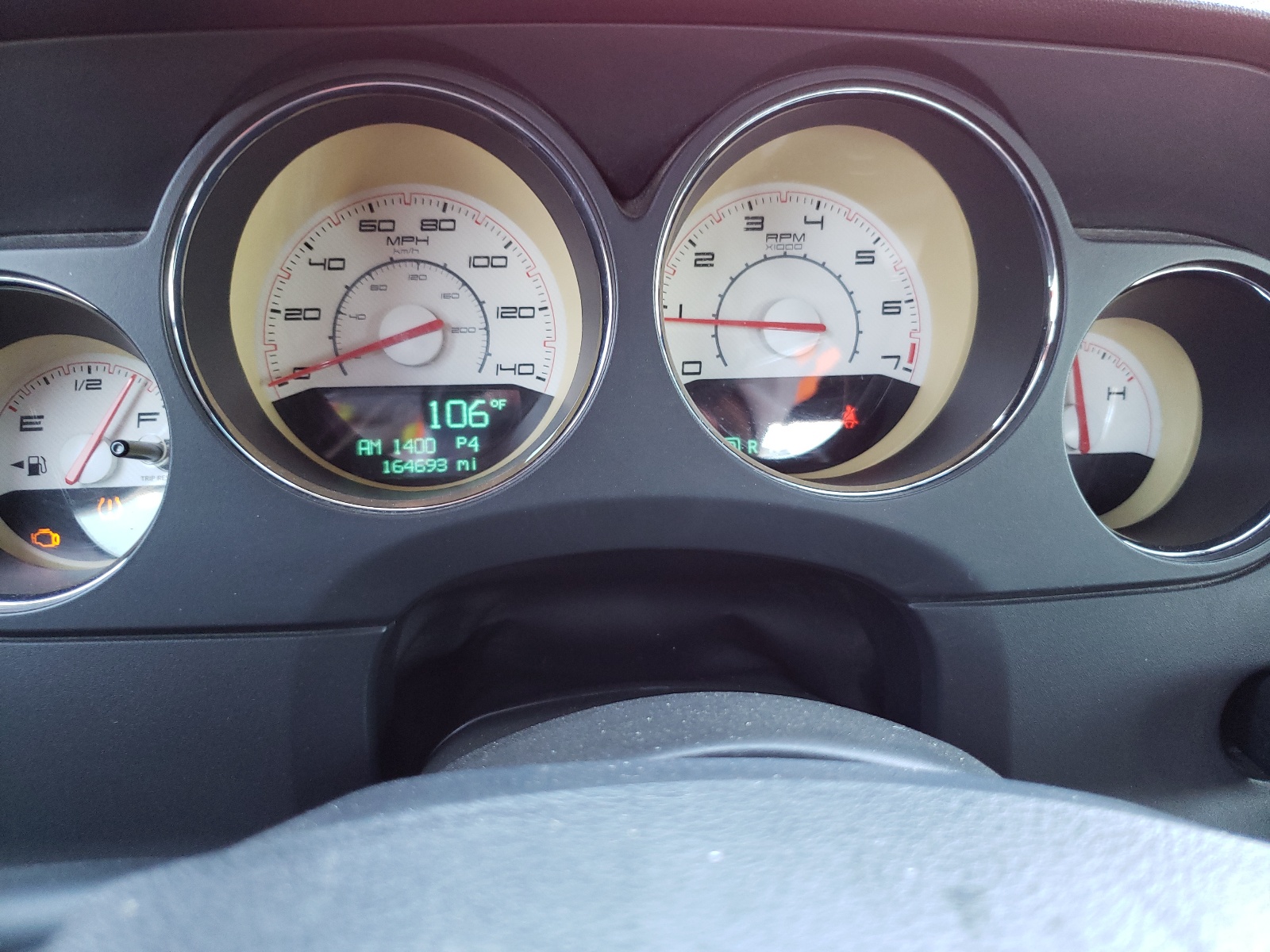 2B3CJ4DG4BH565828 2011 Dodge Challenger