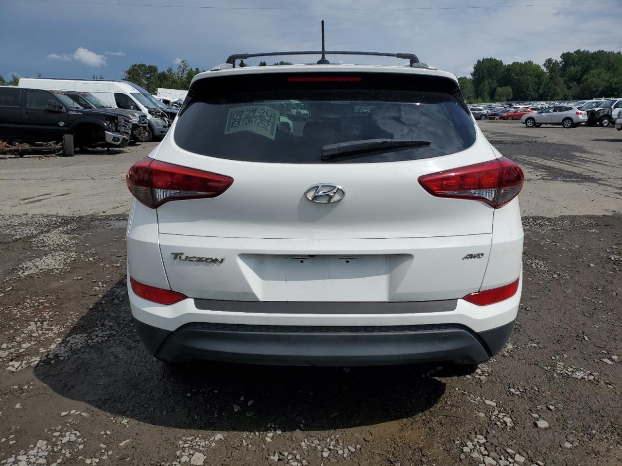 KM8J3CA42HU513572 2017 Hyundai Tucson Limited