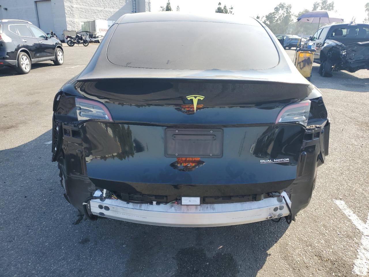 7SAYGDEF6PF665048 2023 Tesla Model Y