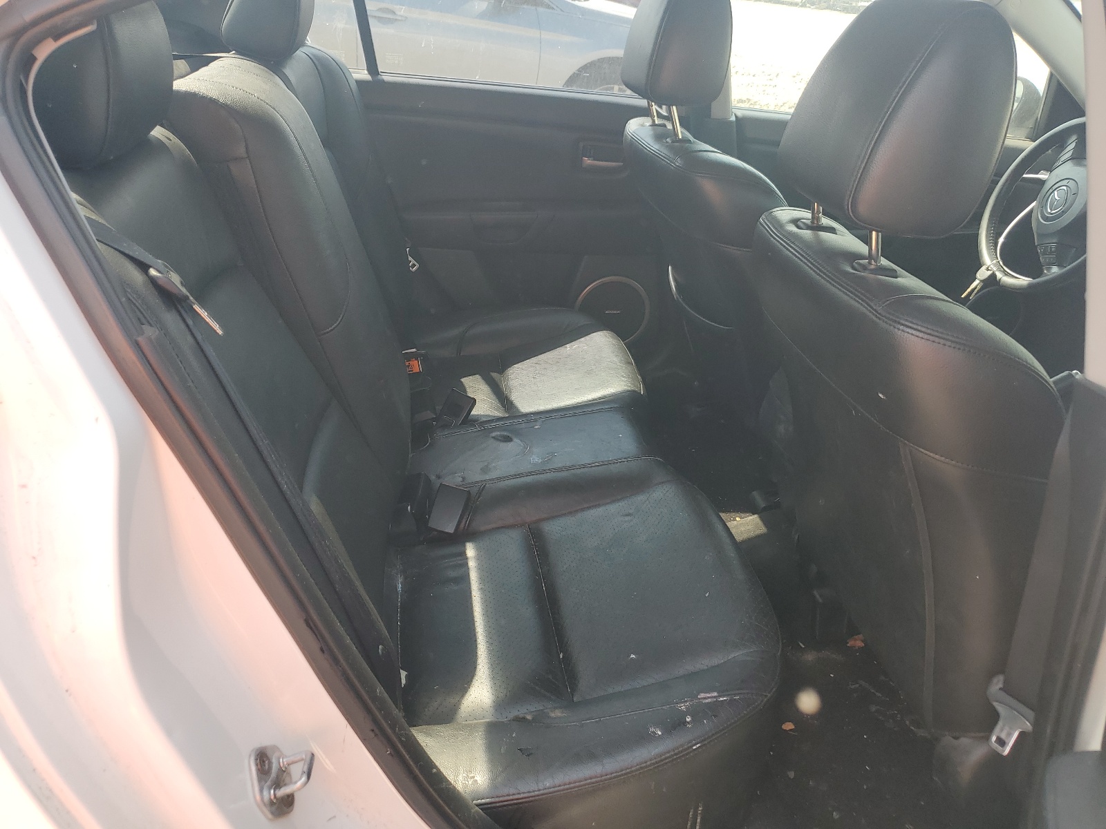 JM1BK323361508218 2006 Mazda 3 S