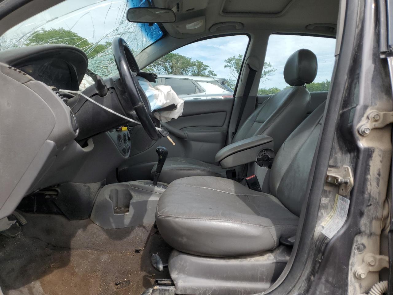 2004 Ford Focus - Image 7