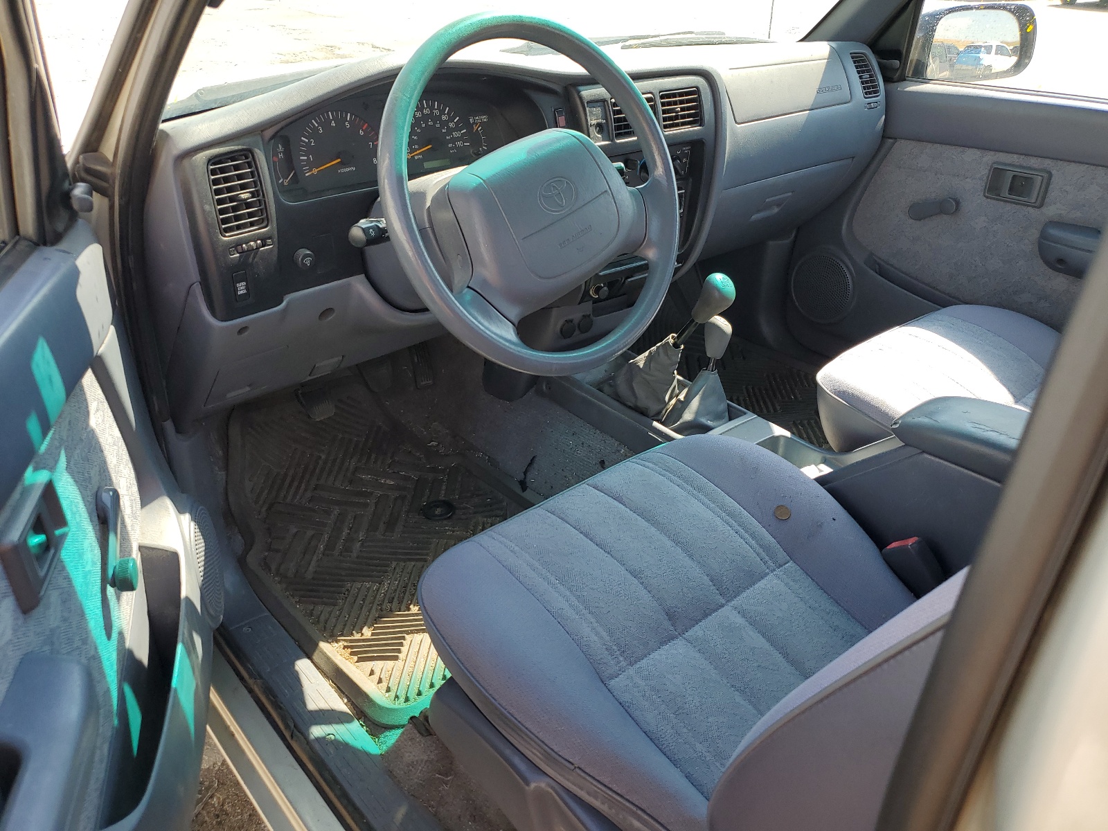 5TEPM62N7YZ691344 2000 Toyota Tacoma