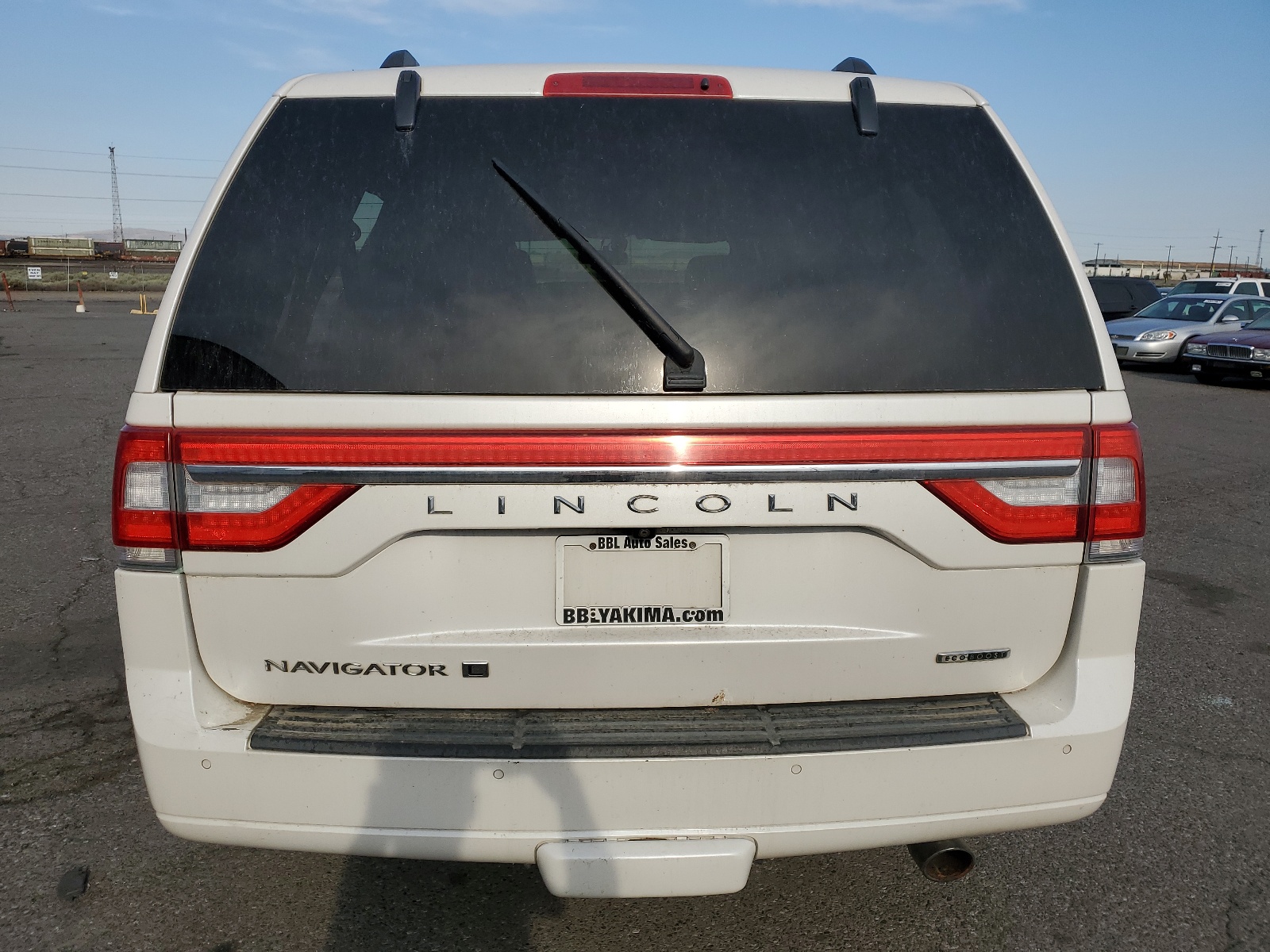 2015 Lincoln Navigator L vin: 5LMJJ3JT1FEJ12337