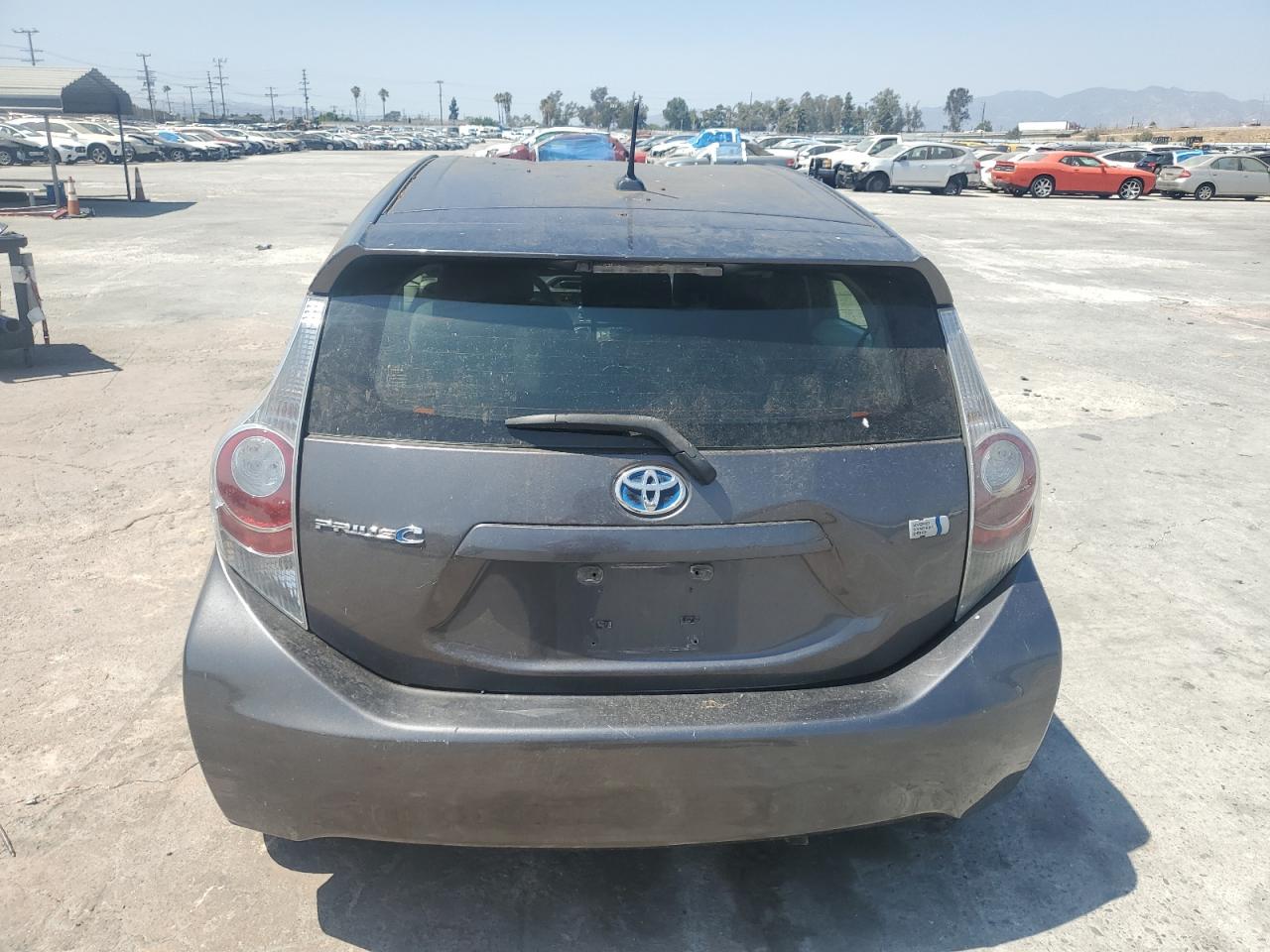 VIN JTDKDTB35D1053220 2013 TOYOTA PRIUS no.6