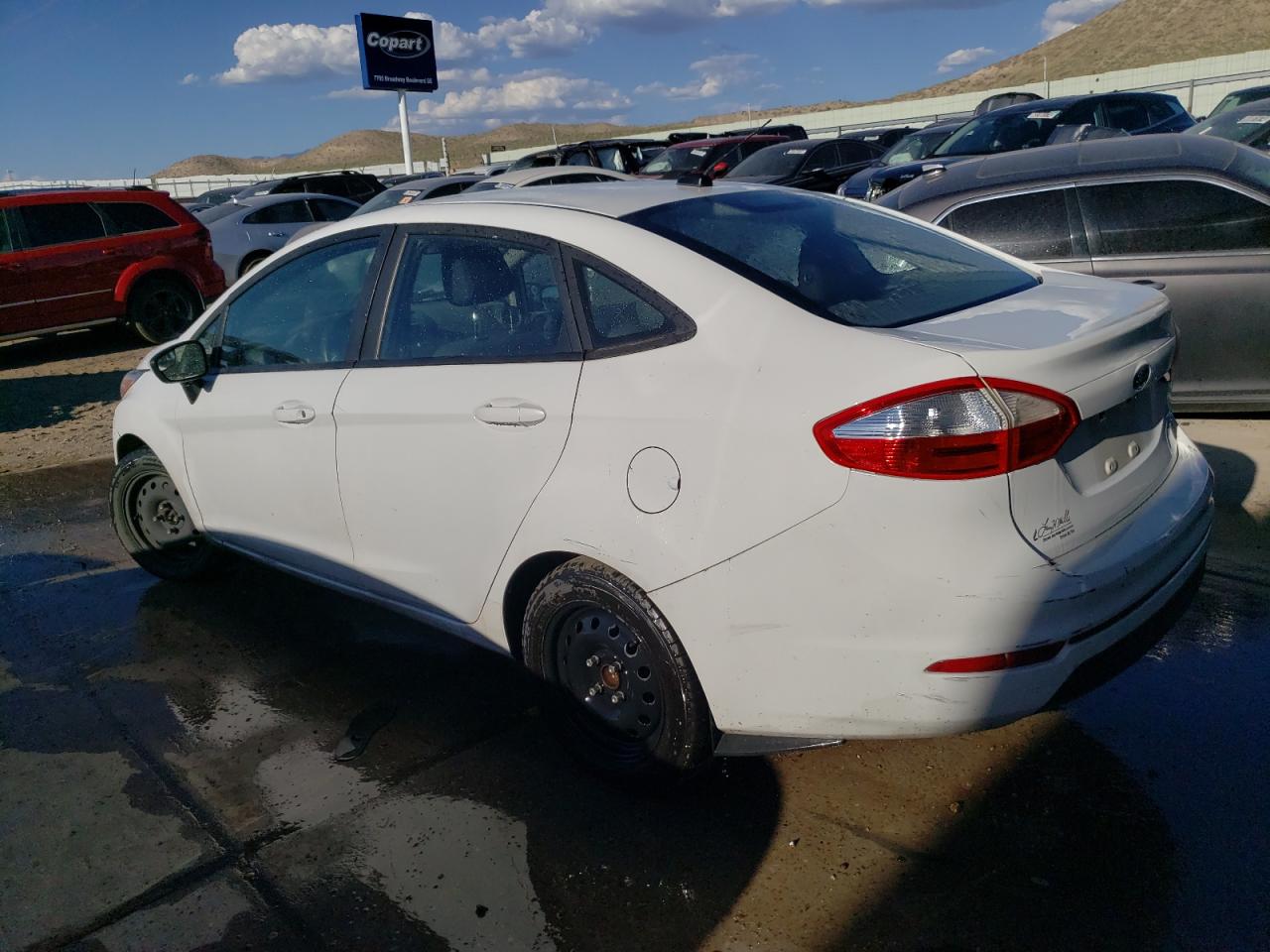 2019 Ford Fiesta - Image 2