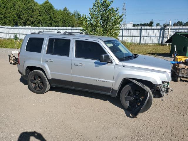 Паркетники JEEP PATRIOT 2013 Серебристый