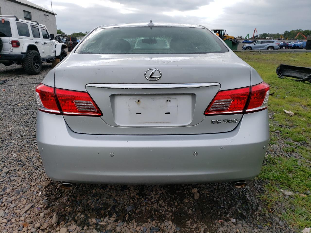 JTHBK1EG6B2448022 2011 Lexus Es 350