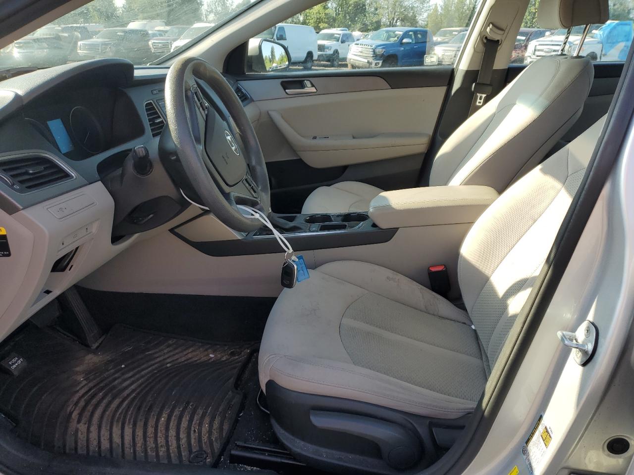 2015 Hyundai Sonata Se VIN: 5NPE24AF9FH049140 Lot: 68334504