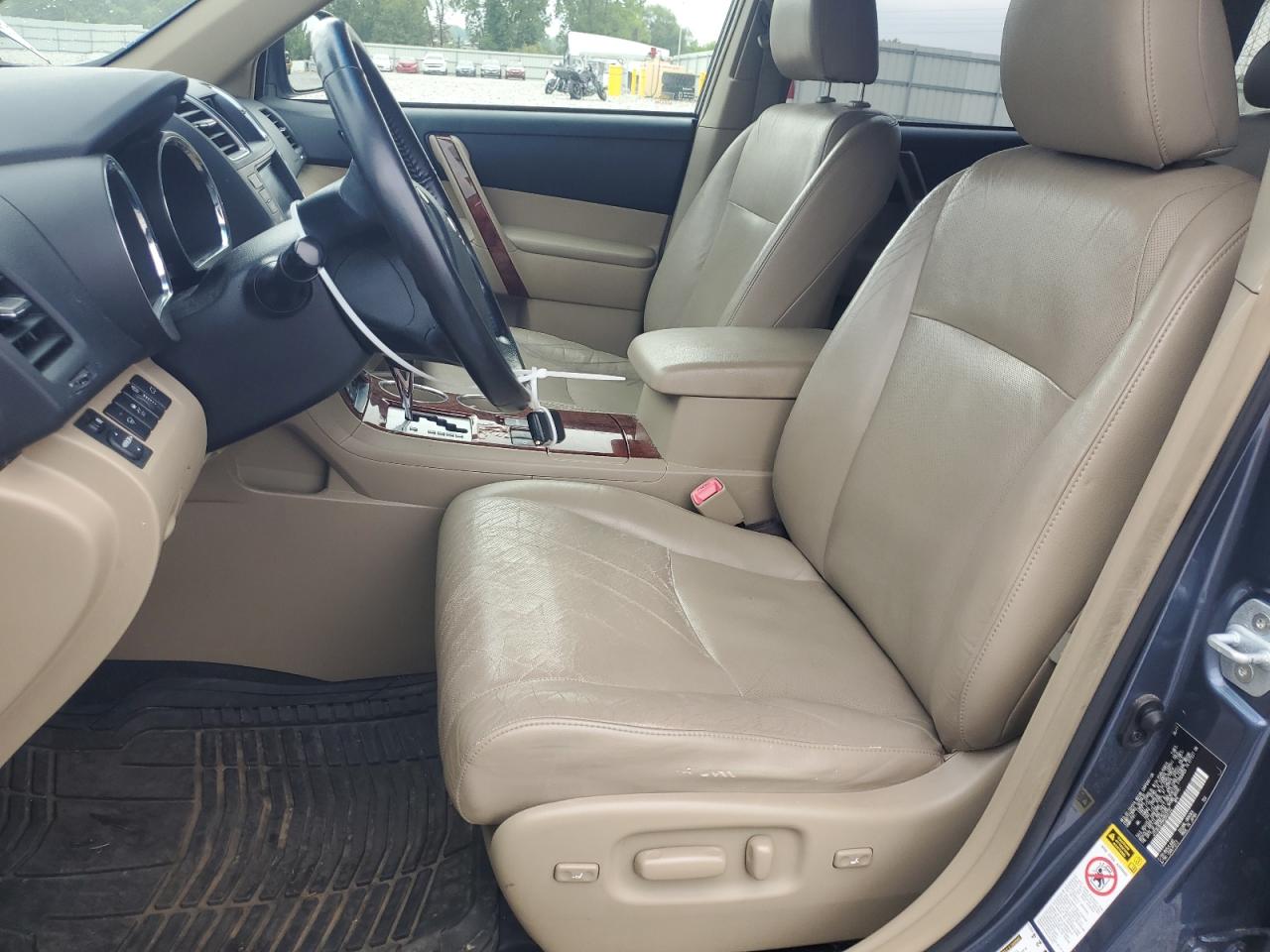 2011 Toyota Highlander Hybrid Limited VIN: JTEDC3EH5B2003732 Lot: 66028784