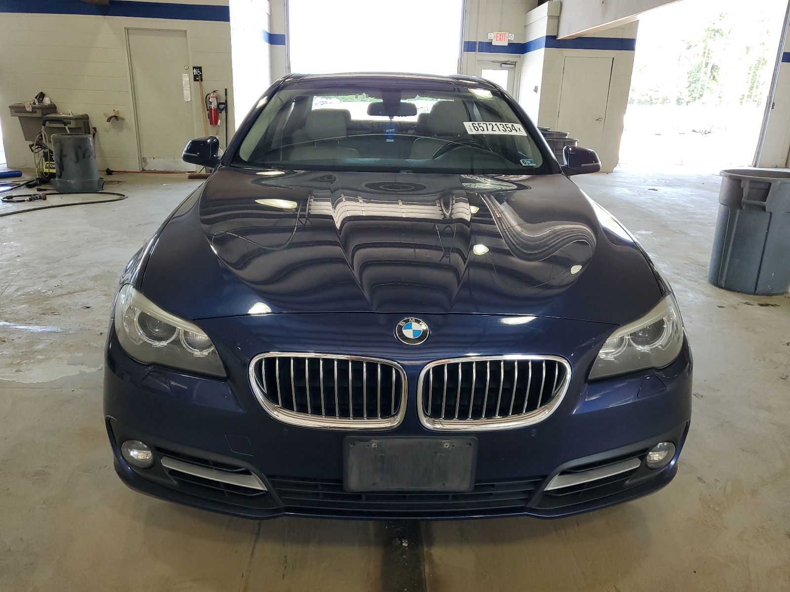 2016 BMW 528 Xi vin: WBA5A7C5XGG150408