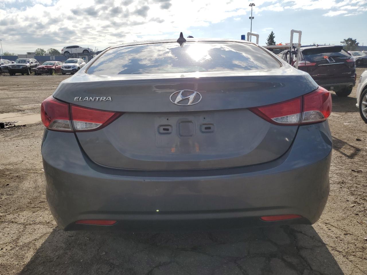 2012 Hyundai Elantra Gls VIN: 5NPDH4AE2CH117369 Lot: 66198384
