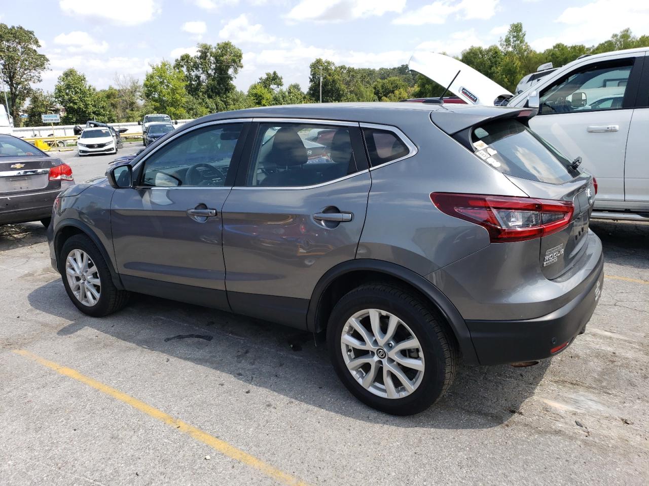 2022 Nissan Rogue Sport S VIN: JN1BJ1AWXNW680320 Lot: 67935854