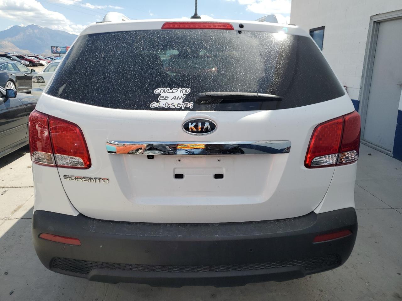 2011 Kia Sorento Base VIN: 5XYKTDA25BG072963 Lot: 66694594