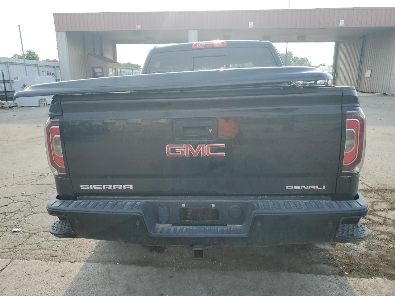 3GTU2PEJ1HG123819 2017 GMC Sierra K1500 Denali