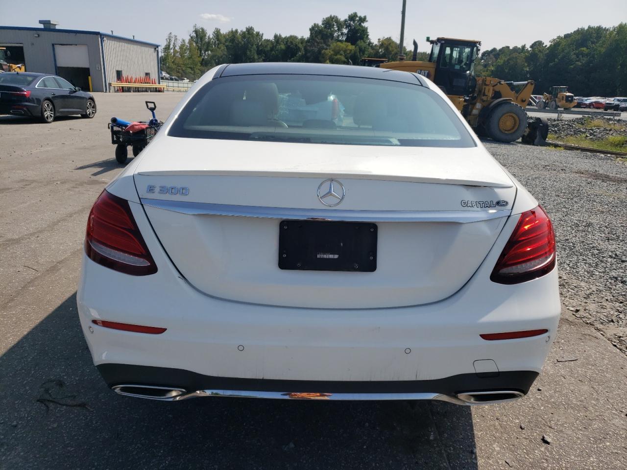 2017 Mercedes-Benz E 300 VIN: WDDZF4JB4HA118237 Lot: 68105304