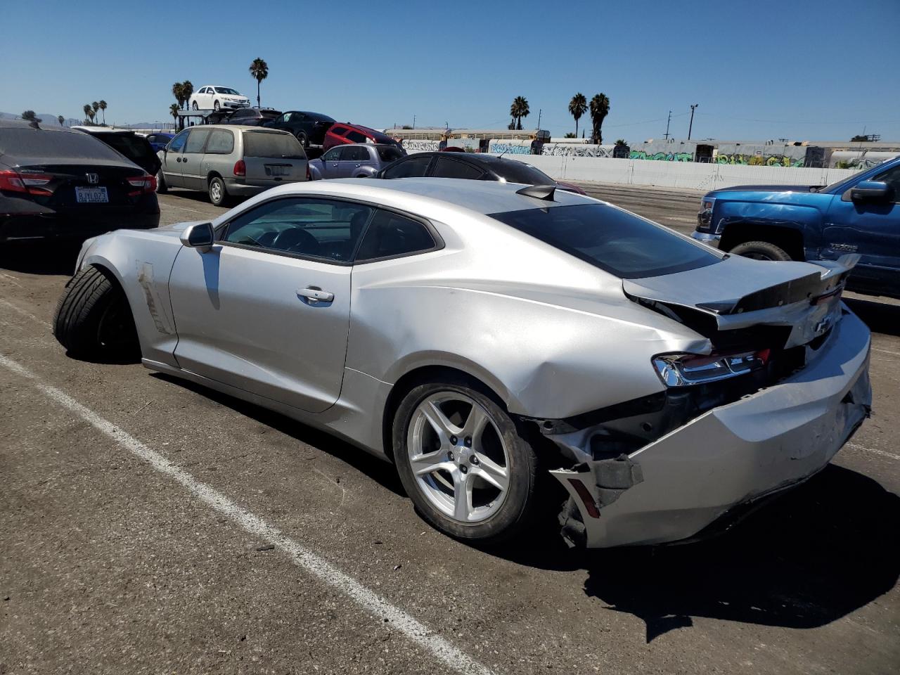 1G1FB1RX5J0188325 2018 CHEVROLET CAMARO - Image 2