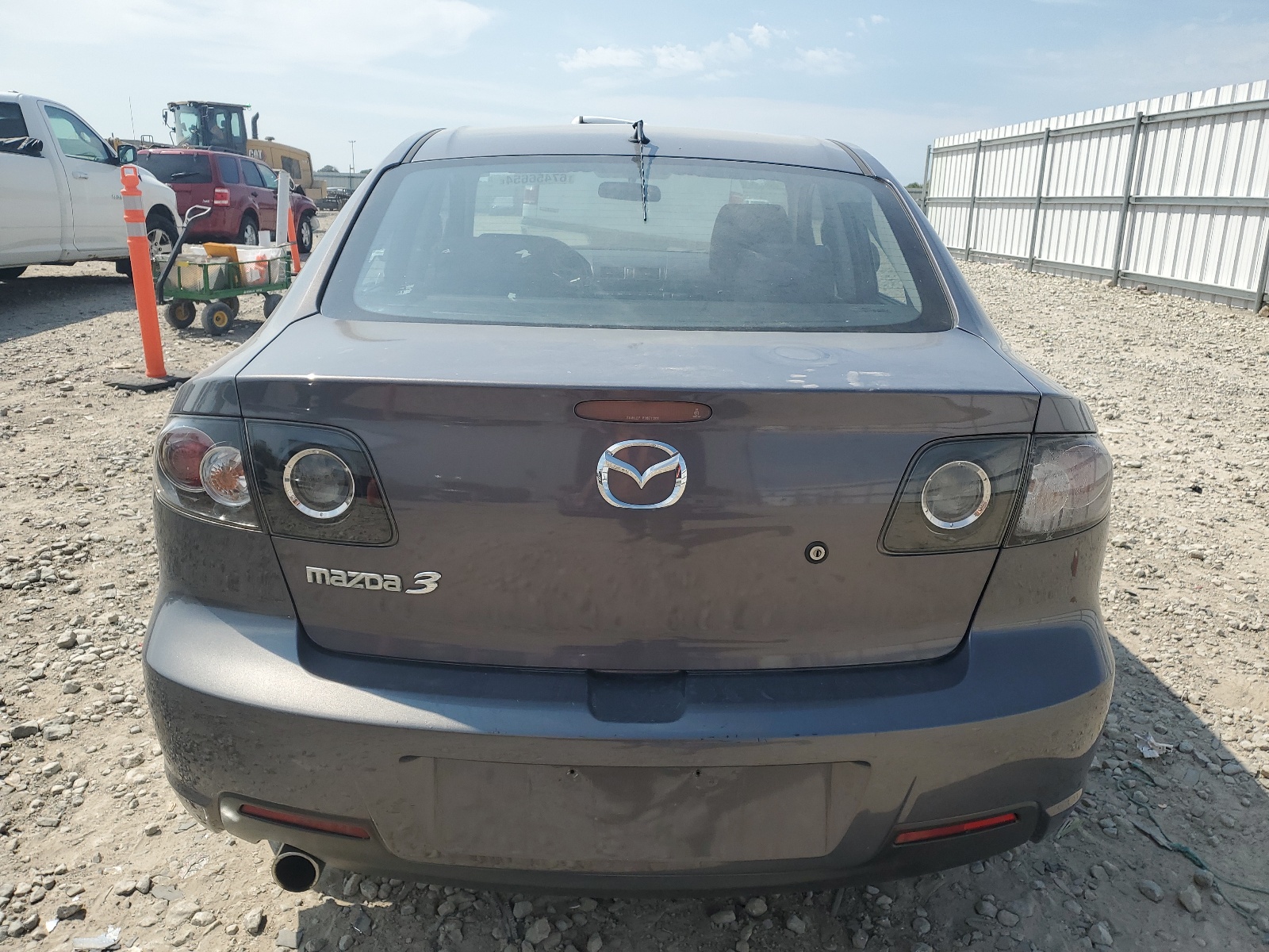 JM1BK12G681844570 2008 Mazda 3 I