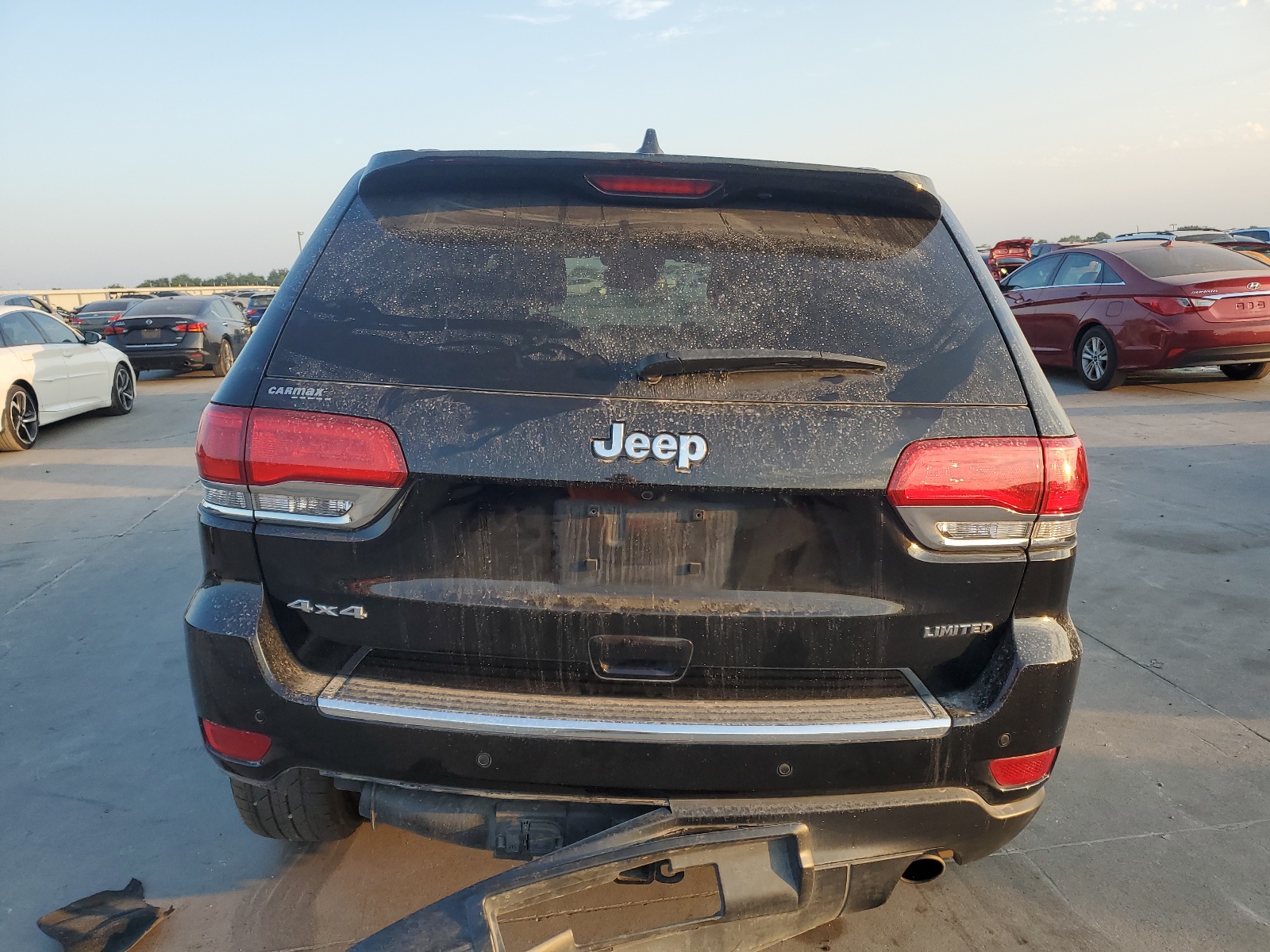 1C4RJFBG9KC703048 2019 Jeep Grand Cherokee Limited