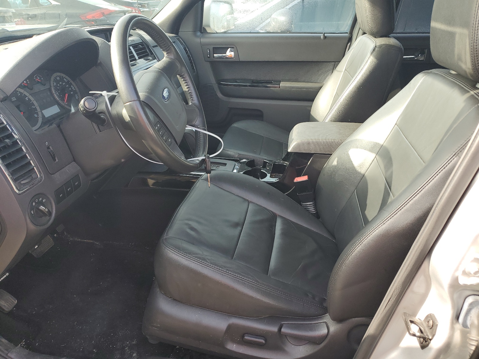 1FMCU9EG5BKB71874 2011 Ford Escape Limited